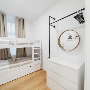 Auberge de jeunesse By Home2, Vienne