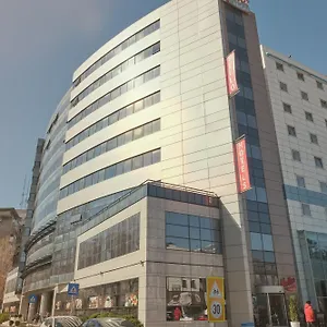 Hotell Hello Gara De Nord